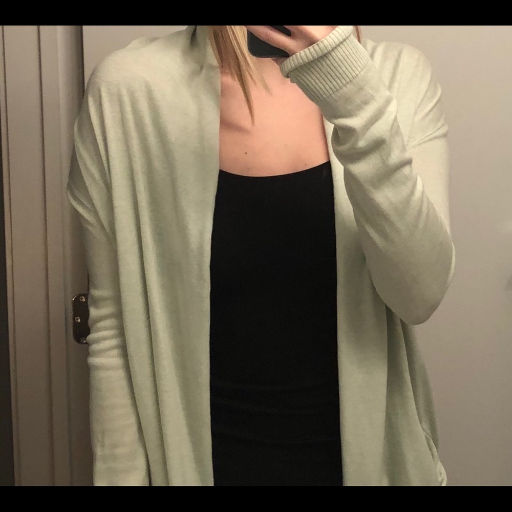 Aritzia light mint green open front sweater